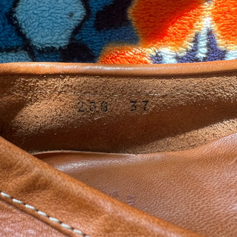 IL Bisonte Women’s Driving Loafers Camel Color - Picture 6 of 7